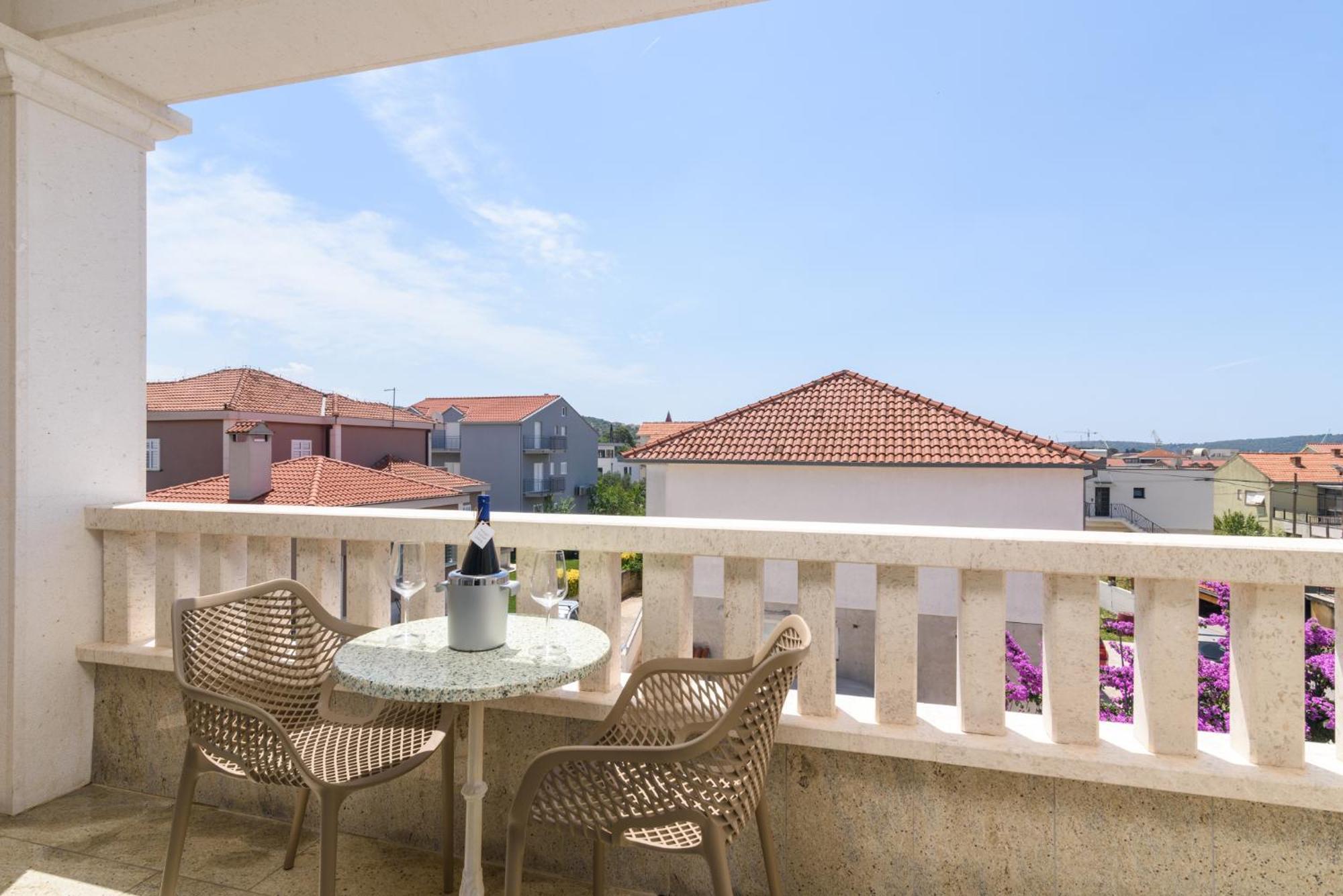 Apartments Jozic Trogir Eksteriør bilde